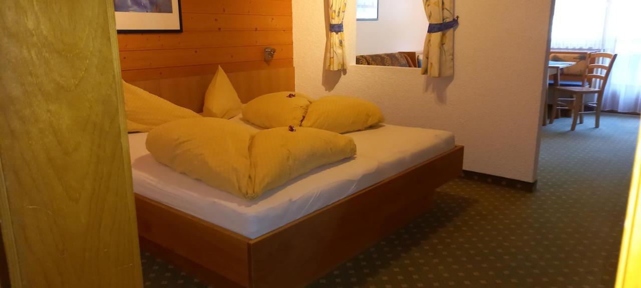 Pension Backstuba Partenen Bagian luar foto